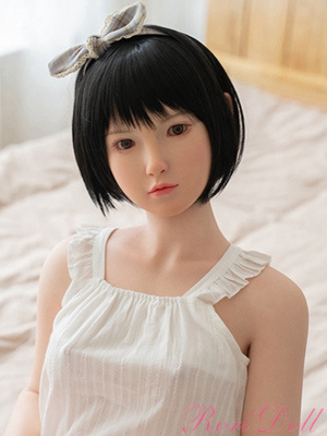 中田李桜 綺麗な童顔系シリコン製ラブドール